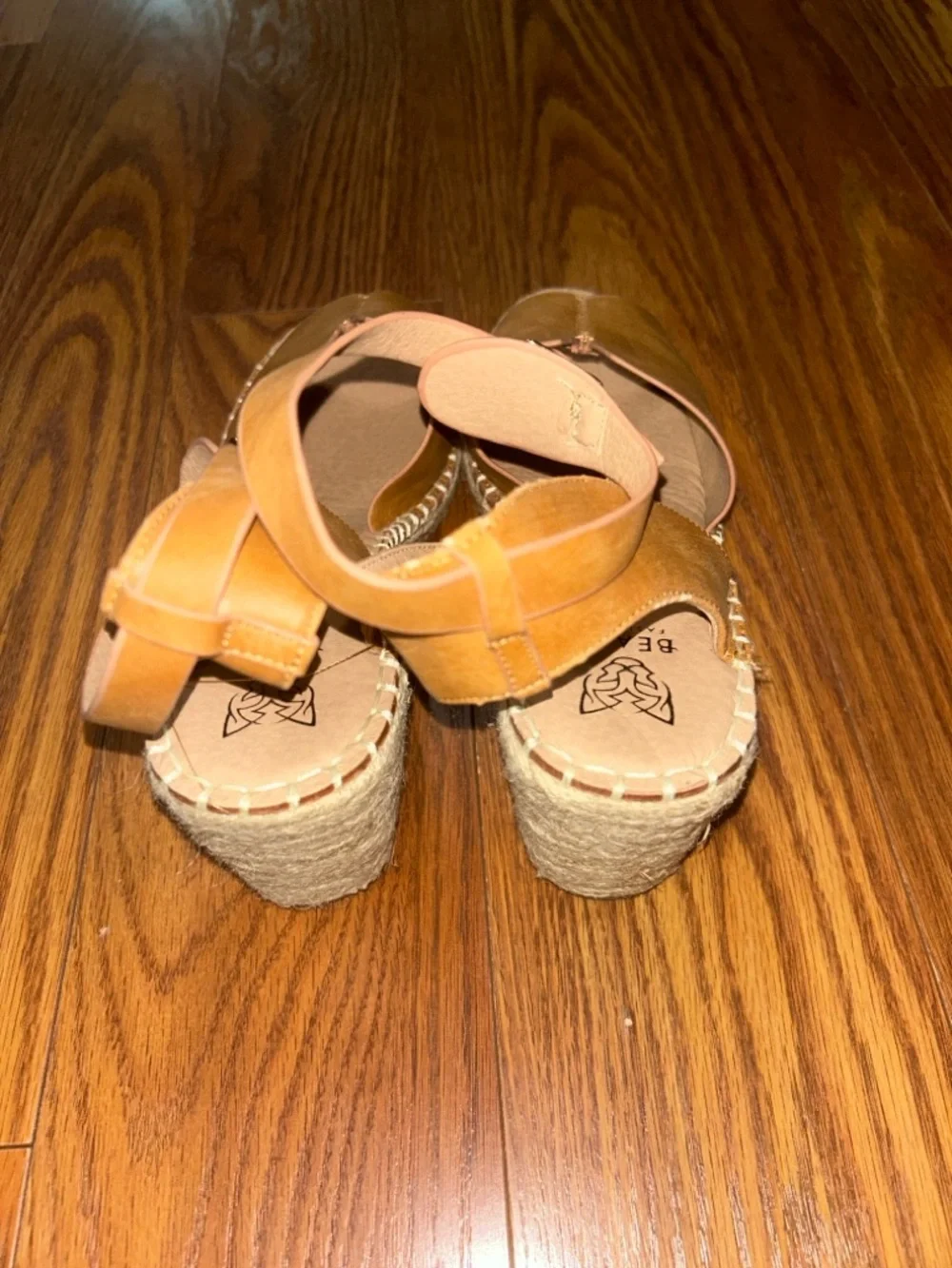 EUC Beast Fashion The Felix Platform Tan Espadrille Wedge with Ankle Strap Sz 10